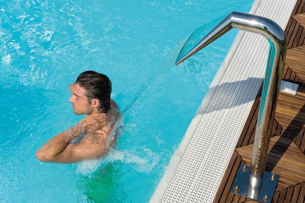 סאן תאודורו Grande Baia Resort & Spa מראה חיצוני תמונה