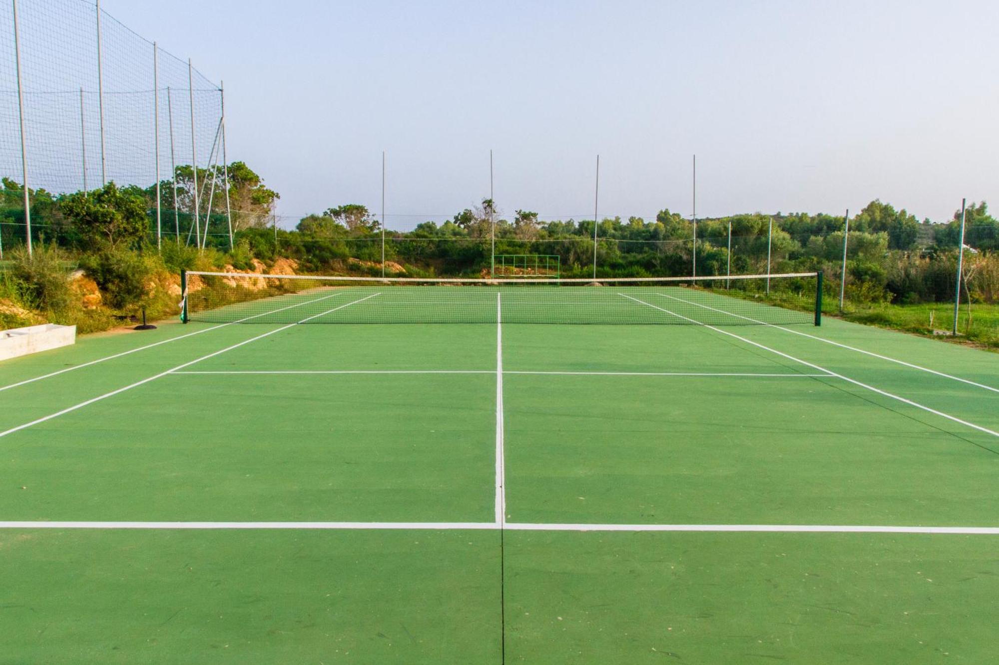 סאן תאודורו Grande Baia Resort & Spa מראה חיצוני תמונה