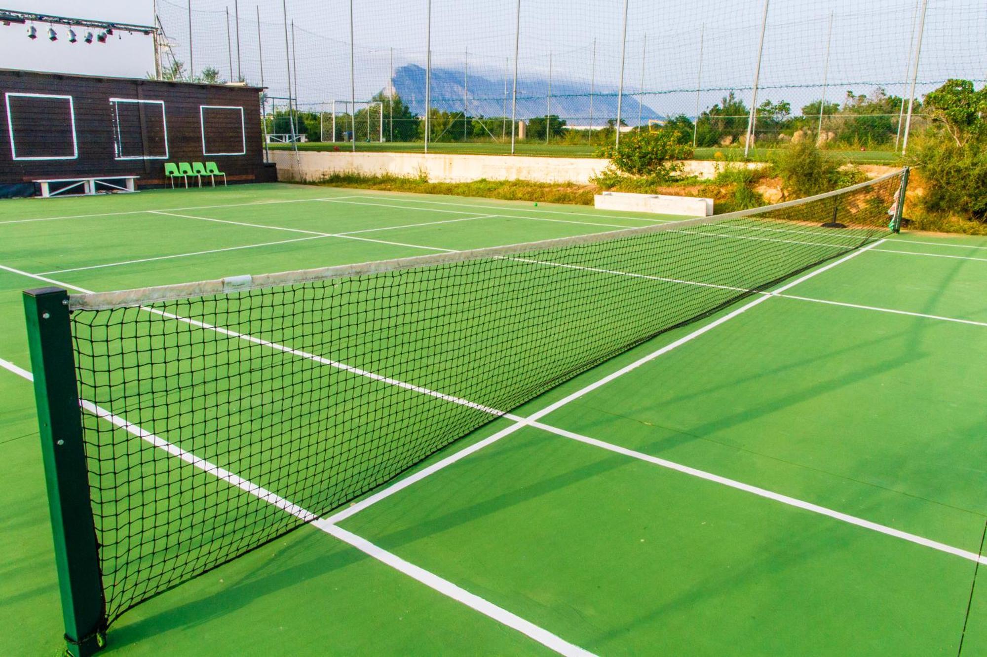 סאן תאודורו Grande Baia Resort & Spa מראה חיצוני תמונה