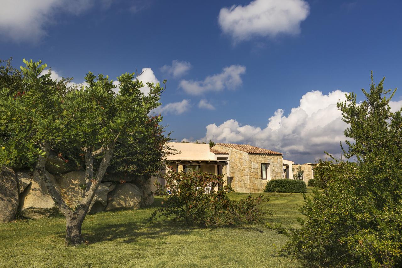 סאן תאודורו Grande Baia Resort & Spa מראה חיצוני תמונה