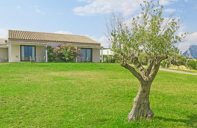 סאן תאודורו Grande Baia Resort & Spa מראה חיצוני תמונה